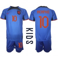 Nederland Memphis Depay #10 Fotballklær Bortedraktsett Barn VM 2022 Kortermet (+ korte bukser)